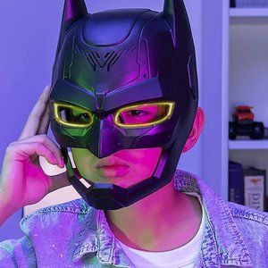 BATMAN, Voice Changing Mask with Over 15 Sounds, for Kids Aged 4 and Up